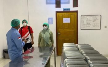 Keluhan Menu MBG “Cuma Tulang”, Femmy Udoki Tanya ke SPPG Tihu