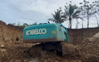 Polres Pohuwato menertibkan PETI di Buntulia. Polisi menemukan dua anak 16 tahun diduga jadi operator excavator dan mengamankan alat berat/Hibata.id