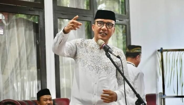 Wabup Lahmudin Hadiri Buka Puasa Bersama Dhuafa, 500 Paket Zakat ASN Disalurkan