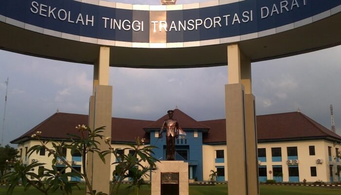 Perkuat SDM Transportasi Darat, Bupati Gorontalo Perpanjang Kerja Sama dengan PTDI-STTD
