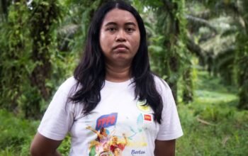 Fatrisia Ain, perempuan pejuang lingkungan dari Sulawesi Tengah. Dok. Sarjan Lahay / Global Witness