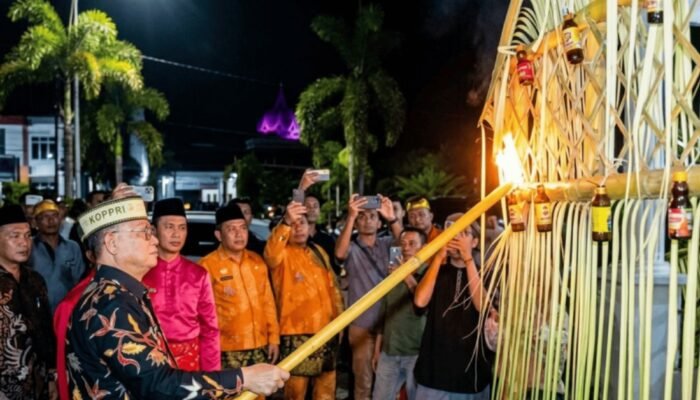 Tumbilotohe di Bone Bolango, Tradisi Cahaya yang Hangatkan Ramadan