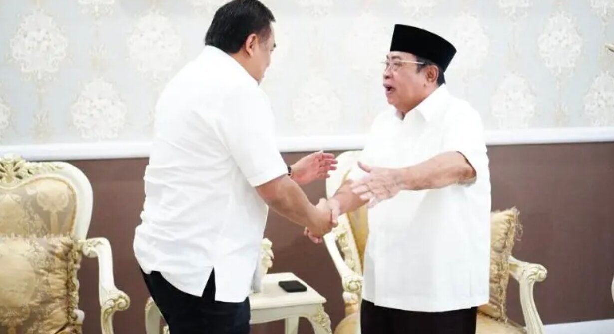 Wali Kota Gorontalo, Adhan Dambea, menerima kunjungan silaturahmi anggota DPR RI, Rachmat Gobel. (Foto: Humas Pemkot Gorontalo)