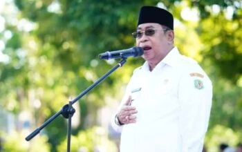 Wali Kota Adhan Dambea saat memimpin apel kerja pasca Idulfitri 1447 Hijriah dan cuti nasional di lingkungan Pemerintah Kota Gorontalo, Rabu (25/3/2026). (Foto: Humas Pemkot Gorontalo)