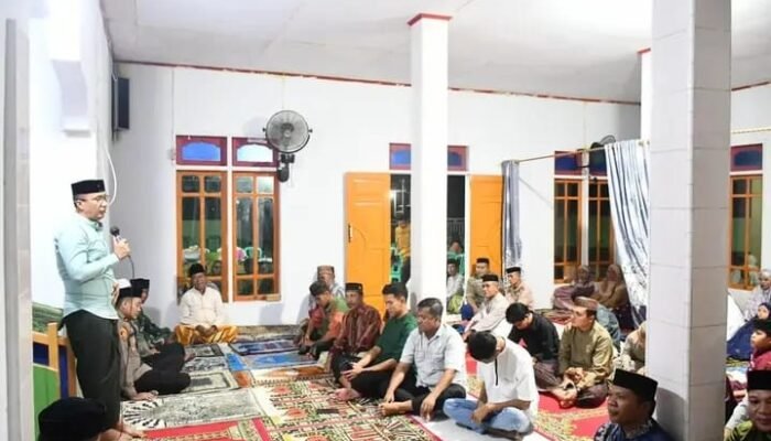 Hari Ke-14 Ramadhan, Wabup Boalemo Tarawih Keliling di Rumbia