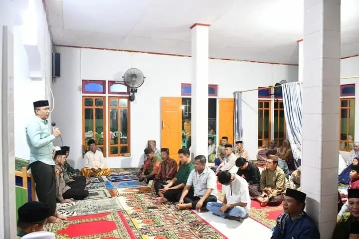 Wakil Bupati Boalemo, Lahmuddin Hambali, kembali memimpin Safari Ramadhan Tim Mobile 2 di Masjid An-Nida, Desa Rumbia, Kecamatan Botumoito. (Foto: Humas Pemda Boalemo)