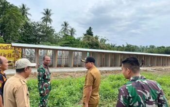 Wabup Lahmuddin Tinjau Persiapan Camp Sementara Batalyon di Stadion Pemuda