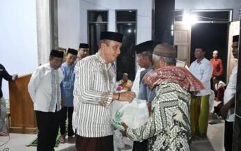 Wabup Boalemo Pimpin Tarawih Keliling di Masjid Al-Ikhlas Wonosari