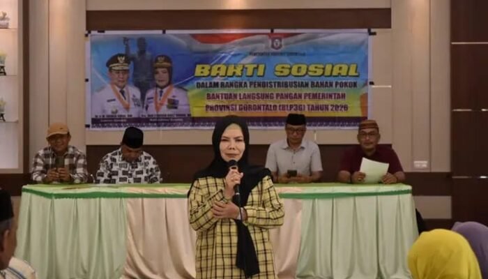 Lahmudin Hambali Dampingi Wagub Gorontalo Salurkan Bantuan Pangan Warga Boalemo