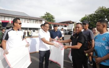 Wali Kota Kotamobagu Weny Gaib saat meluncurkan Gerakan Indonesia ASRI (Aman, Sehat, Resik, dan Indah) di Kota Kotamobagu, Jumat, 6 Februari 2026. (Foto: Humas Pemkot Kotamobagu)