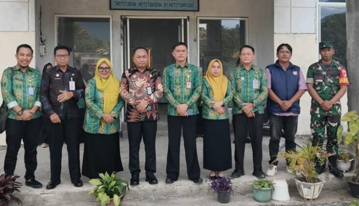 Kementerian Hukum Republik Indonesia melalui Kantor Wilayah Sulawesi Utara saat lakukan monitoring di Pemerintah Kota Kotamobagu. (Foto: Humas Pemkot Kotamobagu)
