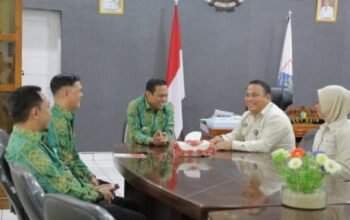 Wali Kota Kotamobagu, Weny Gaib, saat bertemu dengan jajaran Kantor Wilayah Hak Asasi Manusia (Kanwil HAM). (Foto: Humas Pemkot Kotamobagu)