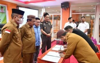 Bupati Boalemo Rum Pagau menghadiri FGD peningkatan Universal Coverage Jamsostek dan penandatanganan kerja sama perlindungan pekerja rentan antara Pemkab Boalemo dan BPJS Ketenagakerjaan/Hibata.id