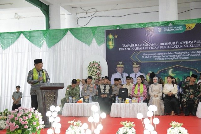 Gubernur Sulawesi Utara, Yulius Selvanus, dalam kegiatan Safari Ramadan Pemerintah Provinsi Sulawesi Utara di Kota Kotamobagu. (Foto: Istw)