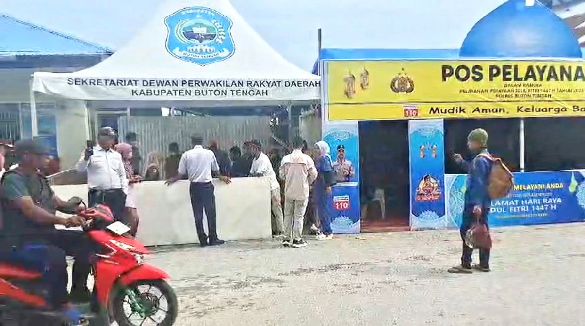 Dinas Kesehatan Buton Tengah menyediakan layanan skrining kesehatan gratis bagi sopir dan pemudik/Hibata.id