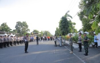 Wali Kota Kotamobagu, Weny Gaib, memimpin Apel Kesiapan Pengamanan Malam Takbiran Hari Raya Idul Fitri 1447 Hijriah. (Foto: Humas Pemkot Kotamobagu)
