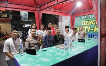 Wali Kota Kotamobagu, Weny Gaib, bersama Wakil Wali Kota Rendy Virgiawan Mangkat, meninjau Pos Terpadu Polres Kotamobagu, Jumat (20/3/2026). (Foto: Humas Pemkot Kotamobagu)