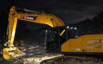 Alat berat PETI) di Sungai Alamotu, Desa Hulawa, Kecamatan Buntulia/Hibata.id