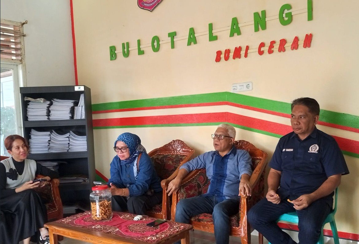 Komisi I DPRD Gorontalo meninjau legalitas lahan Gerai KDMP di Desa Bulotalangi, Bone Bolango/Hibata.id