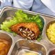 Ilustrasi - Menu MBG Bonepantai Bonus Ulat/Hibata.id