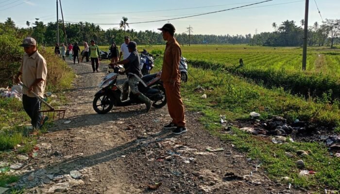 Aksi Kompak Warga Bintauna: Sampah Dibersihkan, Hidung Ikut Bahagia