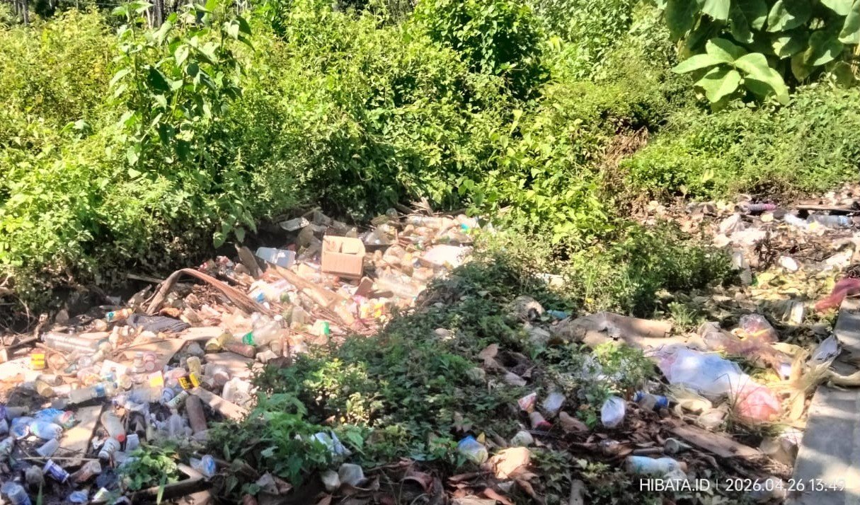 Sampah Menumpuk di Pasar Rakyat Bintauna, Warga Desak Penanganan Cepat dan Konsisten/Hibata.id