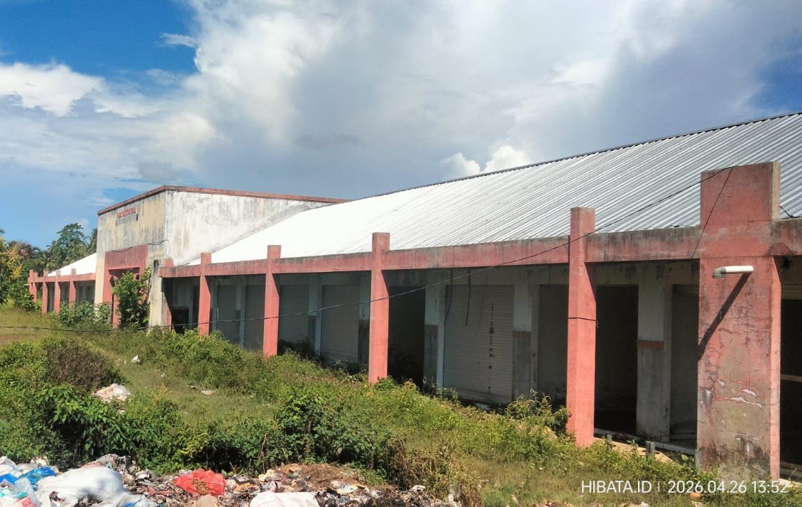 Pasar Rakyat di Kecamatan Bintauna yang terbengkalai/Hibata.id