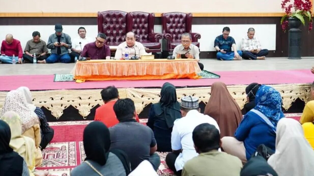 Wali Kota Gorontalo, Adhan Dambea, kembali menggelar silaturahmi bersama aparatur sipil negara (ASN) di lingkungan Pemerintah Kota Gorontalo, Kamis malam, 9 April 2026. (Foto: Humas Pemkot Gorontalo)
