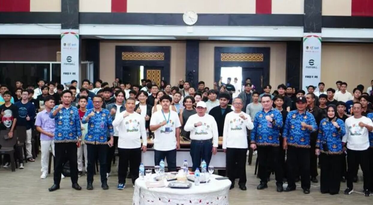 Pembukaan turnamen e-sport “298 Championship” dalam rangka Hari Ulang Tahun ke-298 Kota Gorontalo resmi dibuka di Bantayo Lo Yiladia, Kamis, 16 April 2026. (Foto: Humas Pemkot Gorontalo)