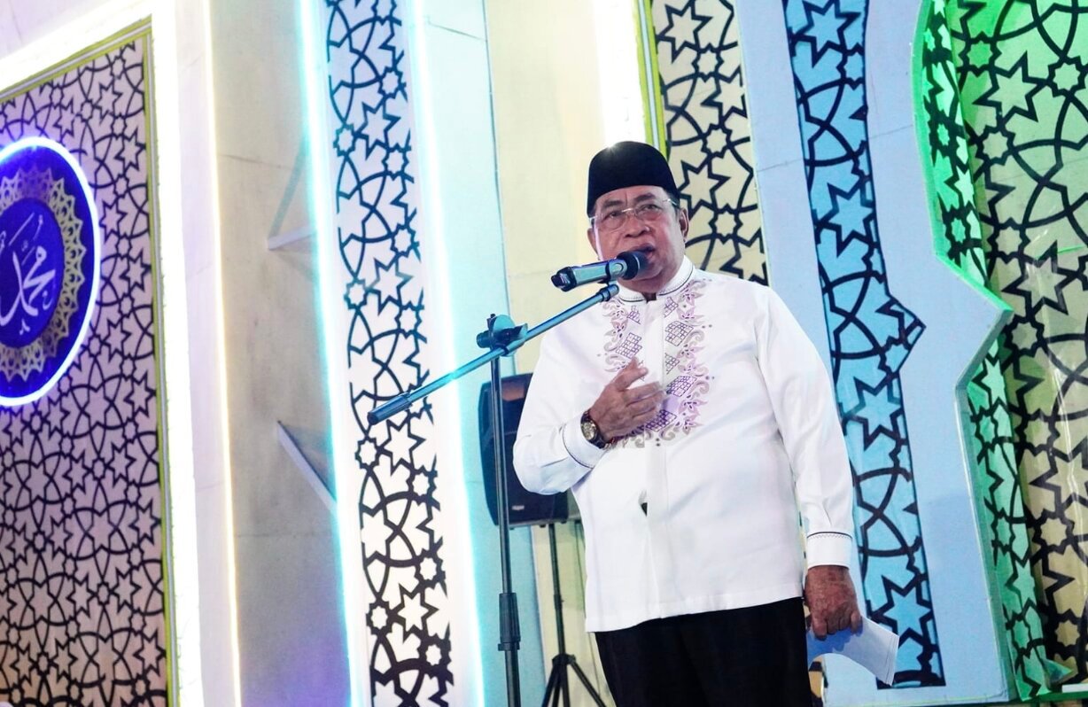 Wali Kota Gorontalo, Adhan Dambea saat menghadiri kegiatan di Lapangan Taruna Remaja, Ahad malam, 19 April 2026. (Foto: Humas Pemkot Gorontalo)