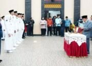 Wali Kota Gorontalo, Adhan Dambea saat melantik 136 pejabat administrator dan pengawas di lingkungan Pemerintah Kota Gorontalo. (Foto: Humas Pemkot Gorontalo)