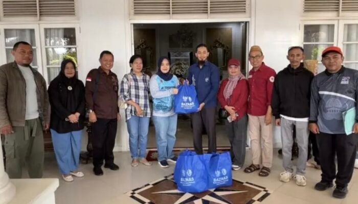 Tanpa Seremoni, 1.000 Warga Terima Sembako: Cara ‘Sunyi’ Adhan Dambea Rayakan HUT Gorontalo