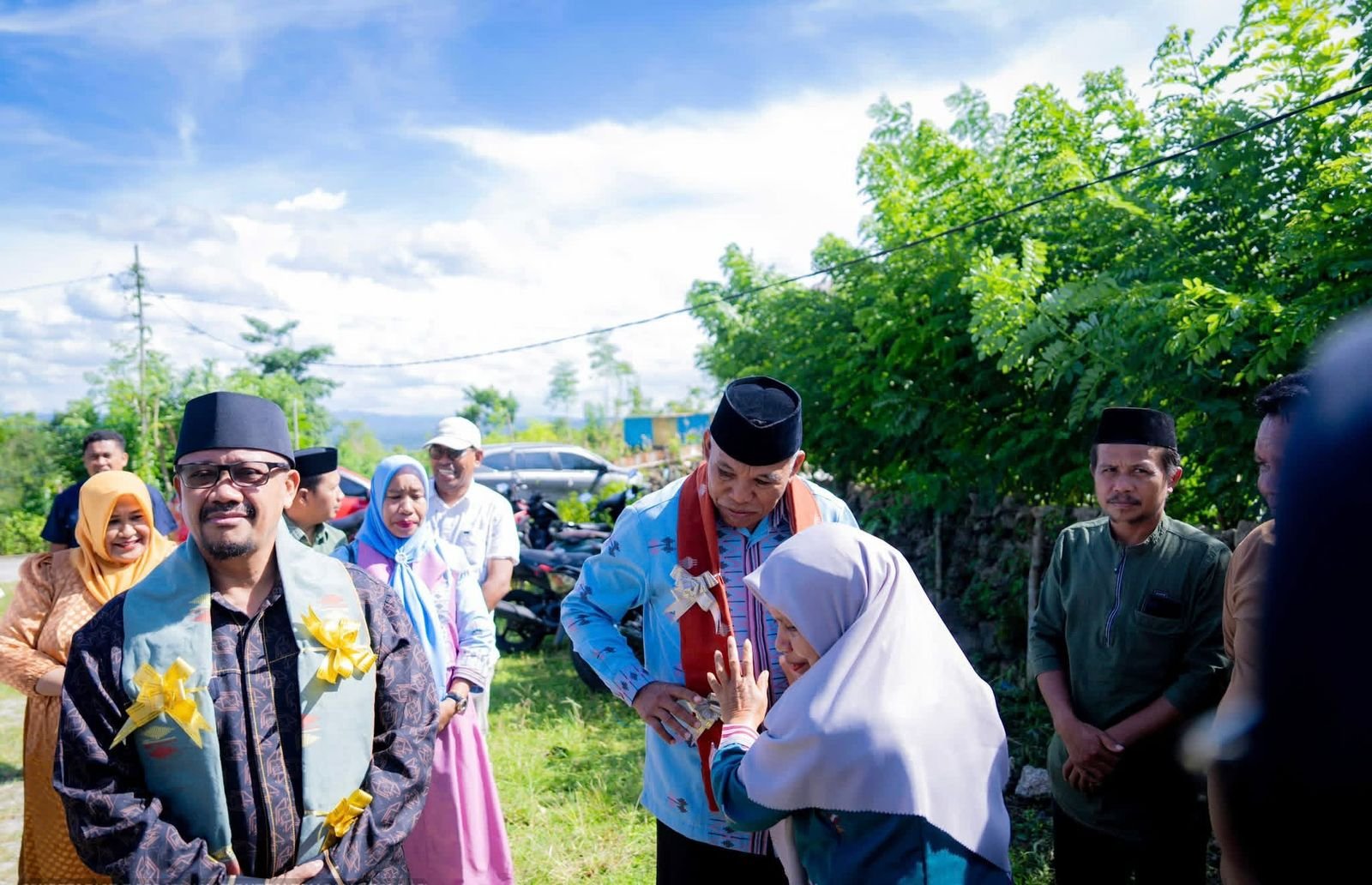 Bupati Buton Tengah, Dr Azhari/Hibata.id