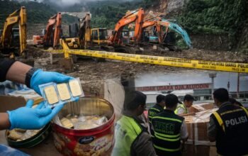 Ilustrasi PETI Pohuwato dan Peyeludupan Emas/Hibata.id