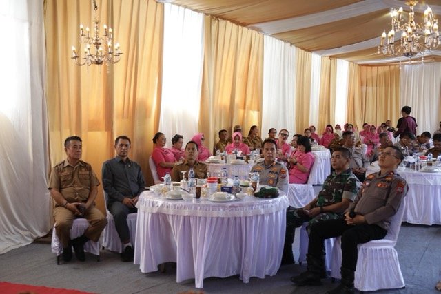Wali Kota Kotamobagu, Weny Gaib, menghadiri peresmian Gedung Command Center Polres Kotamobagu, Selasa (7/4/2026). (Foto: Humas Pemkot Kotamobagu)