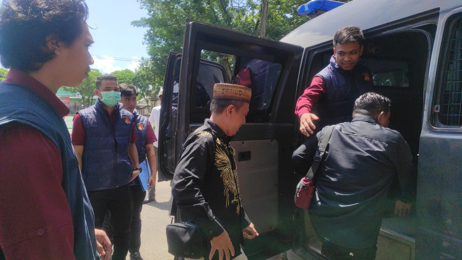 Kasus Ka Kuhu memasuki tahap dua. Konten kreator asal Gorontalo ini resmi diserahkan ke Kejari/Hibata.id