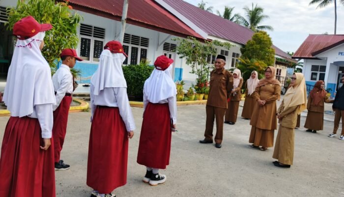 Udin Kuku Pimpin Apel Pembukaan TKA SD 2026 di Bone Bolango