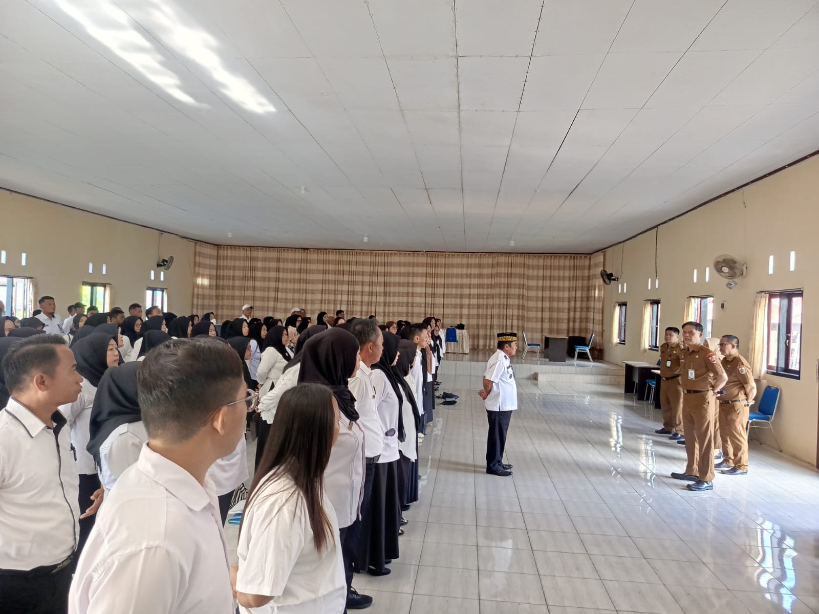 Sangadi dan Lurah di Kotamobagu yang sedang dievaluasi. (Foto: Istw)