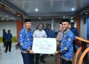 Wabup Boalemo Lahmuddin Hambali mengajak tenaga pendidik memperkuat integritas, efisiensi anggaran, dan mengikuti BPJS Ketenagakerjaan demi perlindungan/Hibata.id