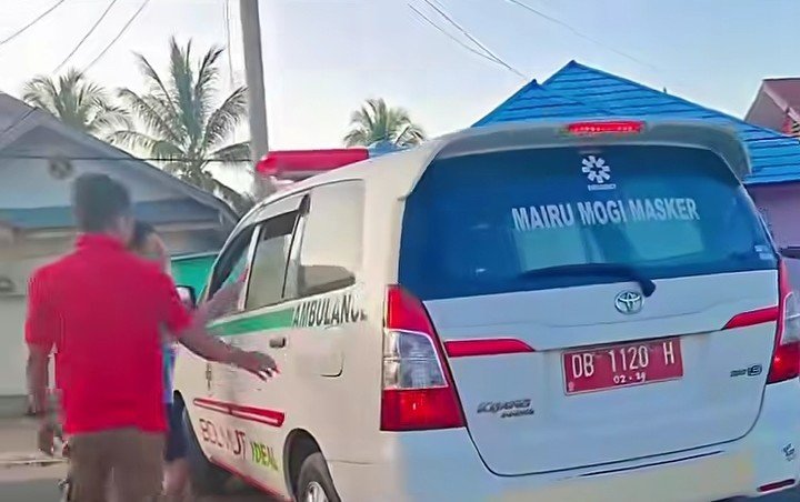 Tangkapan layar dari akun Facebook warga Desa Leboto, Kecamatan Kwandang, Kabupaten Gorontalo Utara.