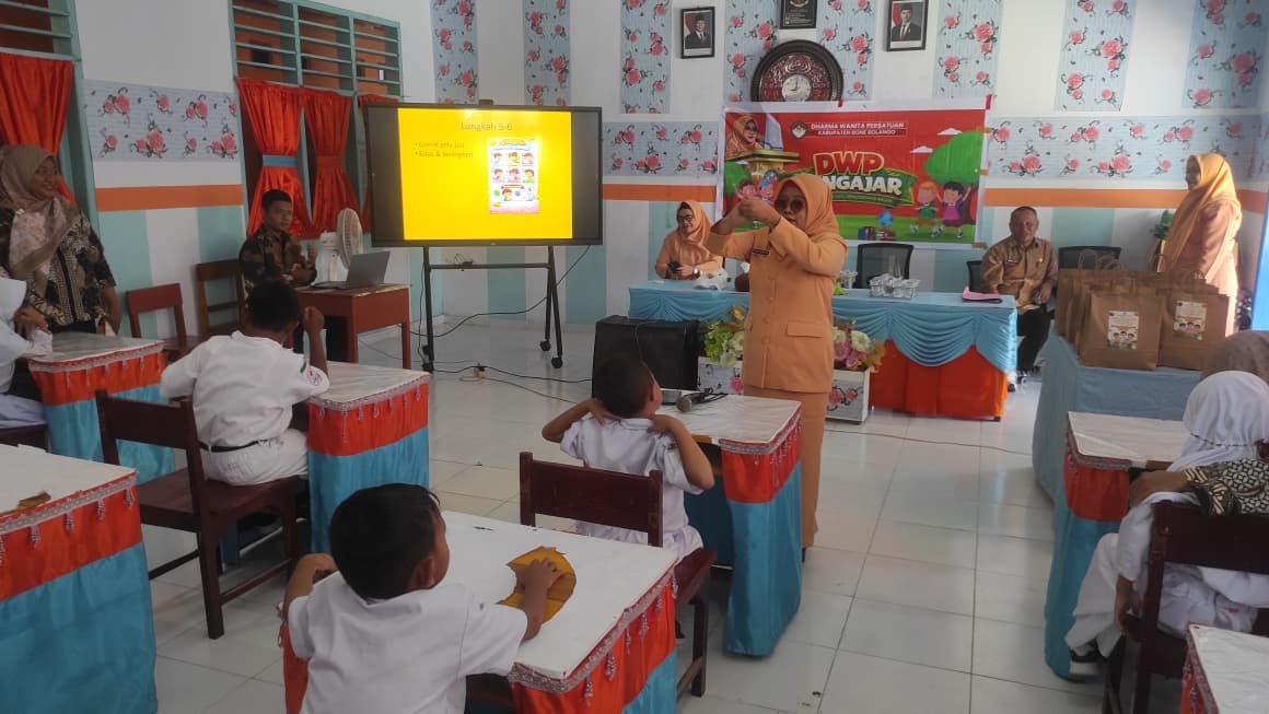 Momentum Hari Kartini dimanfaatkan Dharma Wanita Persatuan (DWP) Kabupaten Bone Bolango/Hibata.id