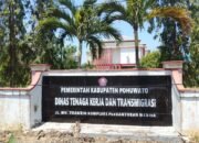 Kantor Dinas Tenaga Kerja dan Transmigrasi (Disnakertrans) Pohuwato. (Foto: Defri Tahir/Hibata.id)