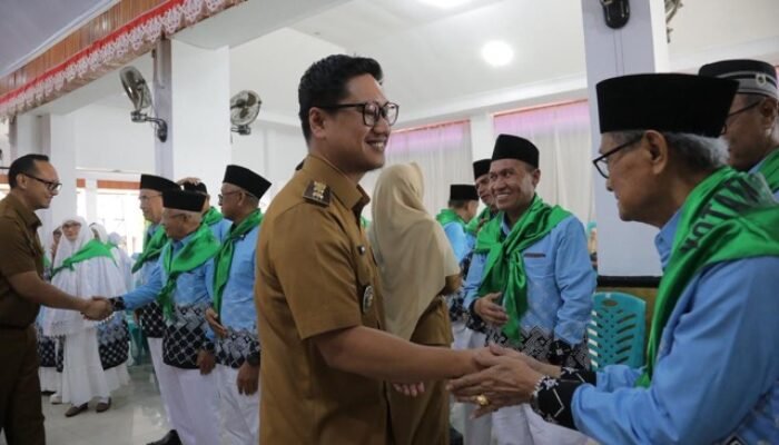 48 Calon Haji Kotamobag Dilepas, Tiap Jemaah Dapat Bantuan Jutaan Rupiah