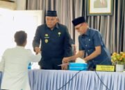 DPRD Buton Tengah menyetujui LKPJ 2025, namun menyoroti pertumbuhan ekonomi yang tidak selaras dengan angka kemiskinan serta proyek yang molor/Hibata.id