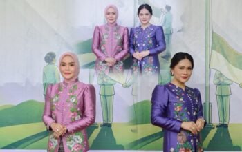 Ketua TP PKK Kota Kotamobagu, Rindah Gaib Mokoginta, bersama Wakil Ketua TP PKK, Resty A. Mangkat. (Foto: Humas Pemkot Kotamobagu)