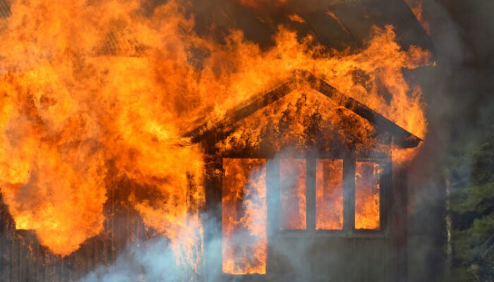 Rumah Kosong di Pohuwato Terbakar, Teriakan Warga Pecah di Siang Bolong