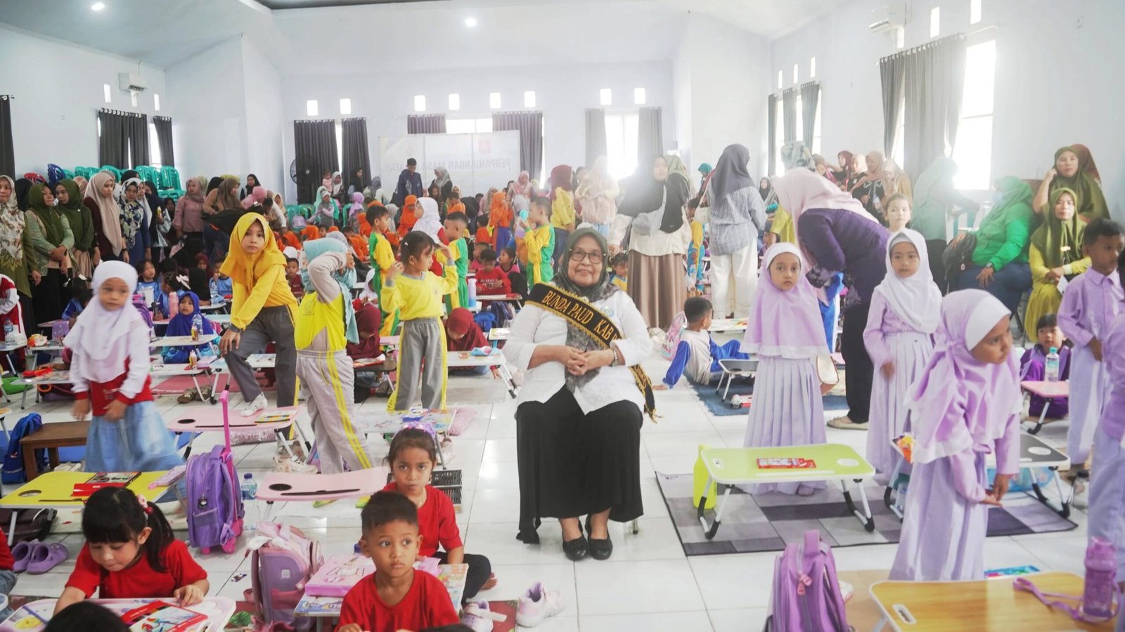 Bunda PAUD Bone Bolango, Ruwaida Ismet Mile, mengaku bersyukur lomba mewarnai tersebut akhirnya dapat terlaksana setelah sempat beberapa kali tertunda/Hibata.id