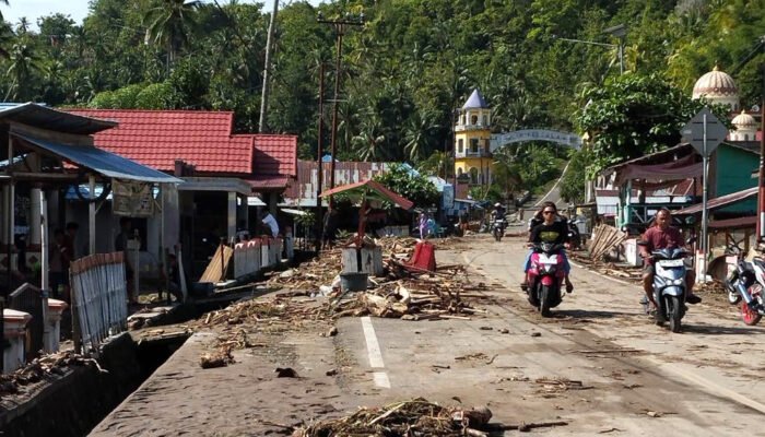 Banjir Bandang Terjang Desa Muara Bone, Ratusan Warga Evakuasi