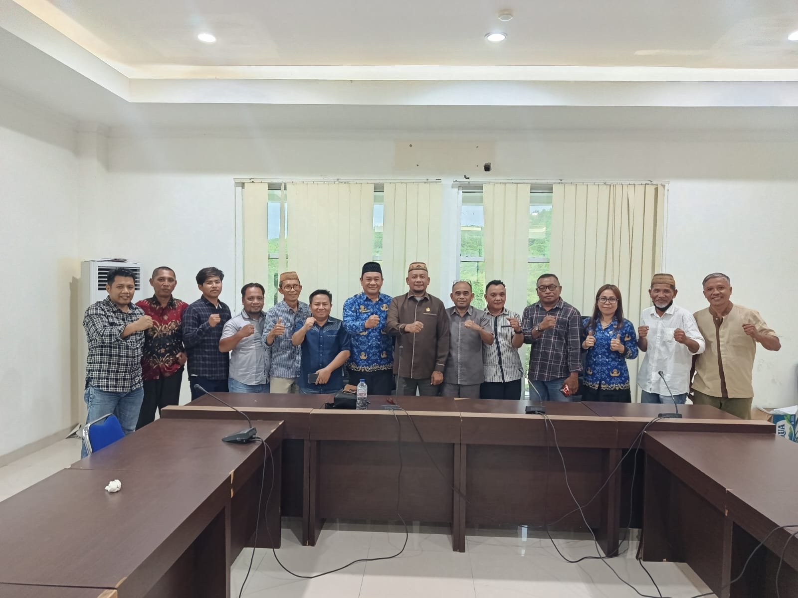 DPRD Provinsi Gorontalo menerima aspirasi peternak ayam broiler terkait harga ayam, pasokan dari luar daerah, subsidi DOC, hingga potensi peningkatan PAD dari sektor peternakan/Hibata.id
