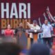 Presiden Prabowo Subianto menyampaikan orasi pada peringatan Hari Buruh Internasional di Lapangan Silang Monumen Nasional (Monas), Jakarta, Kamis (1/5/2025), menyoroti isu kesejahteraan buruh dan program pemerintah/Hibata.id